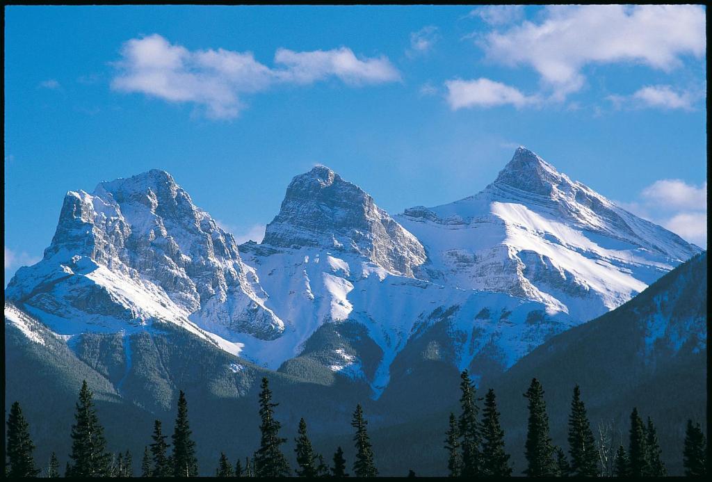 Canmore Crossing 外观 照片
